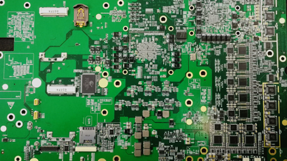 SMT貼片加工的設(shè)備有哪些，裸手操作有什么影響？-上海PCB抄板-SMT貼片加工
